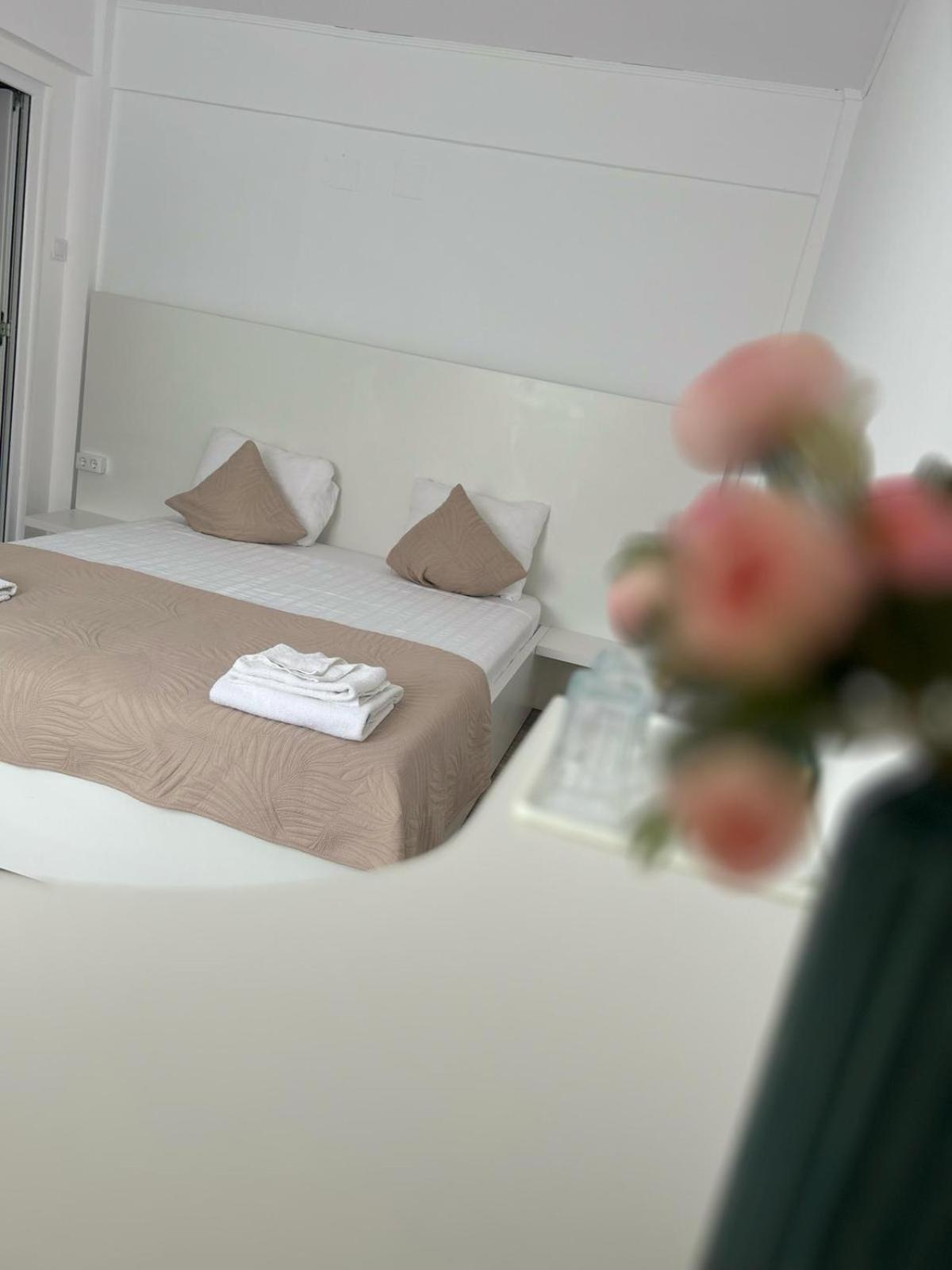 Casa Irina 2Mai Hotel 2 Mai Ngoại thất bức ảnh